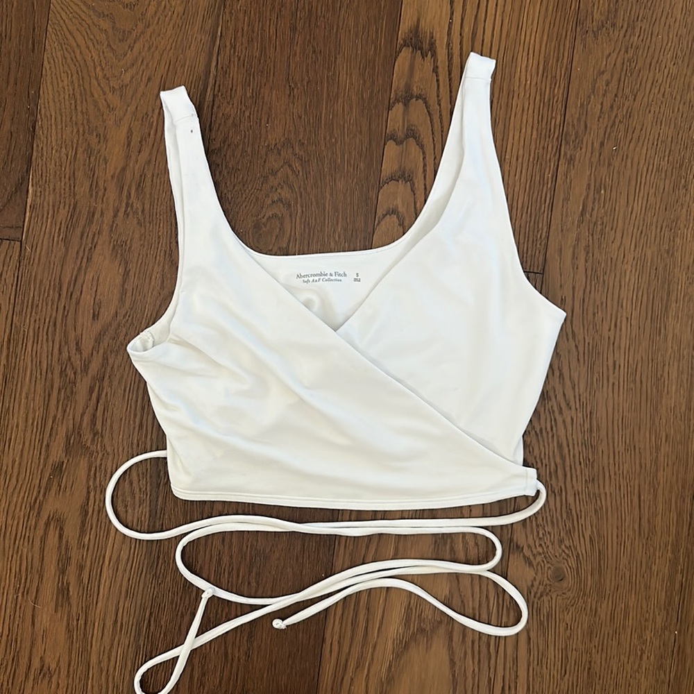 Abercrombie and Fitch Wrap tank